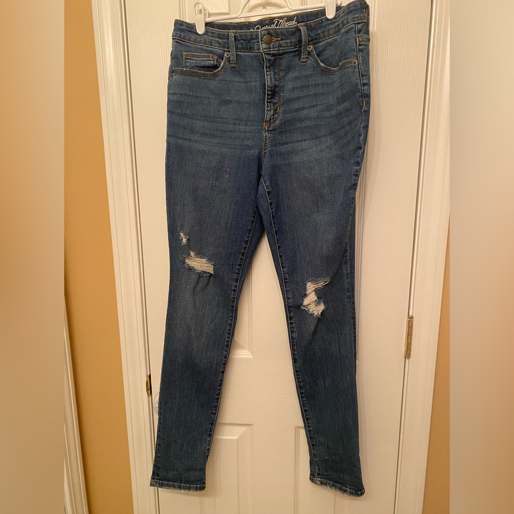 Universal Thread distressed jeans